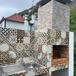 Neves Guestloft By Madeira * ريبيرا برافا