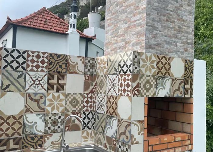 Neves Guestloft By Madeira * ريبيرا برافا